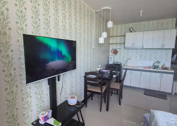 Apartment Unit With Panoramic Seaview