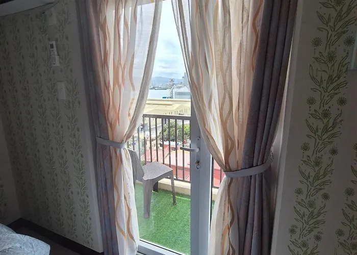 Unit With Panoramic Seaview * Lapu-Lapu City
