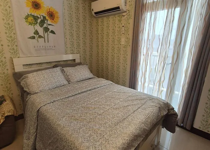 Unit With Panoramic Seaview